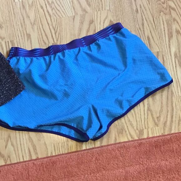2 pair athletic shorts, both size medium, 1 blue, 1 black & white - Picture 10 of 12